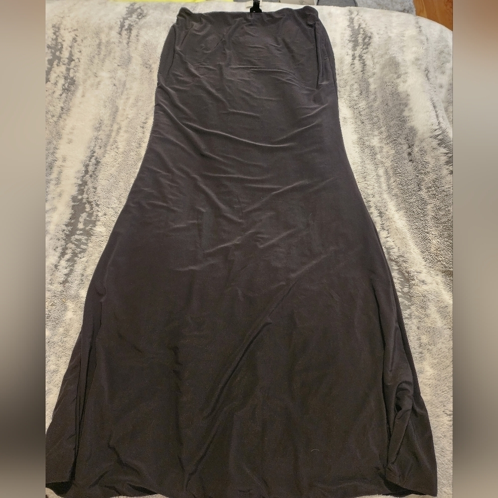 DD - River Island Black Long Skirt sz 6
